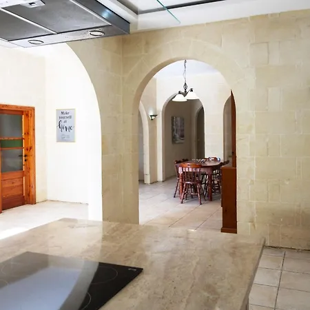 Appartement Zest Gozitan & Pool - Happy