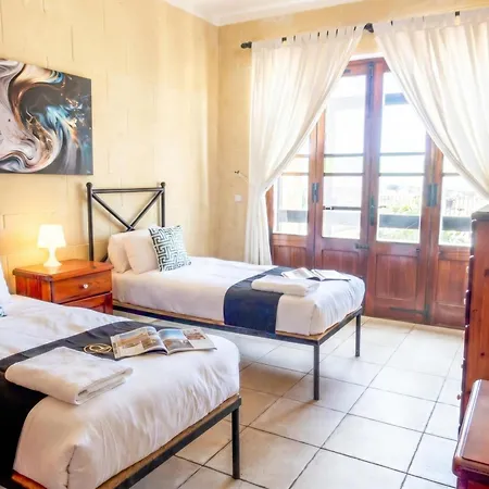 Appartement Zest Gozitan & Pool - Happy