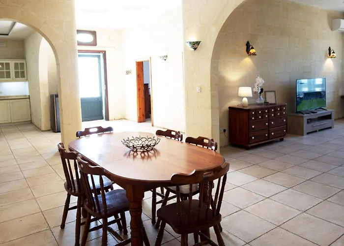 Zest Gozitan & Pool - Happy Lejlighed