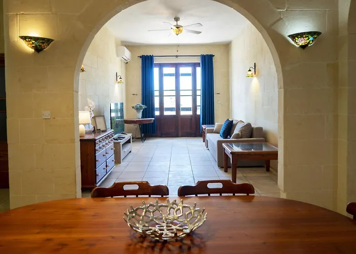 Zest Gozitan & Pool - Happy Lejlighed *